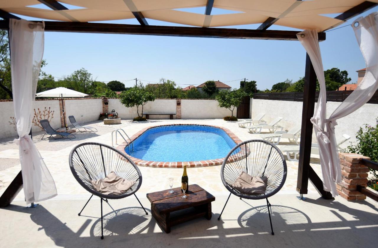 House & Apartment Palaca Donji Zemunik Exterior foto