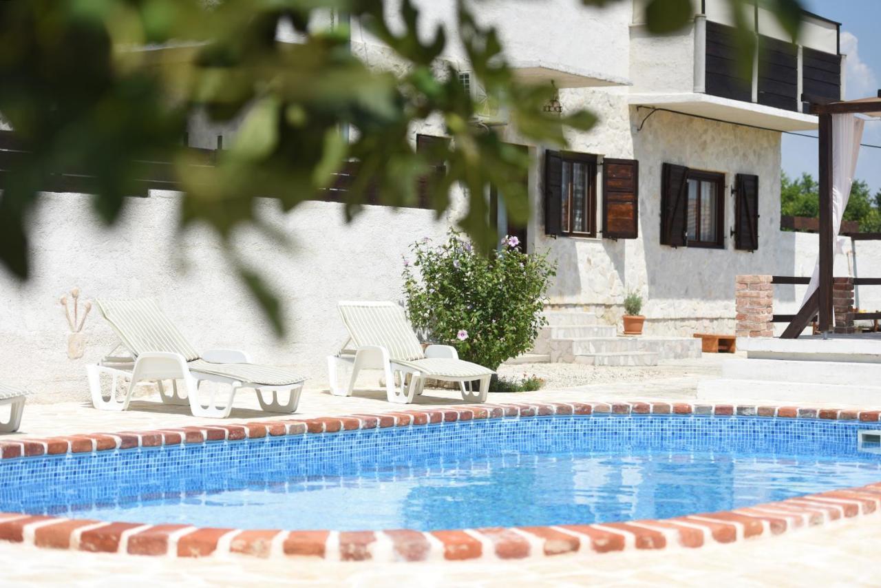 House & Apartment Palaca Donji Zemunik Exterior foto