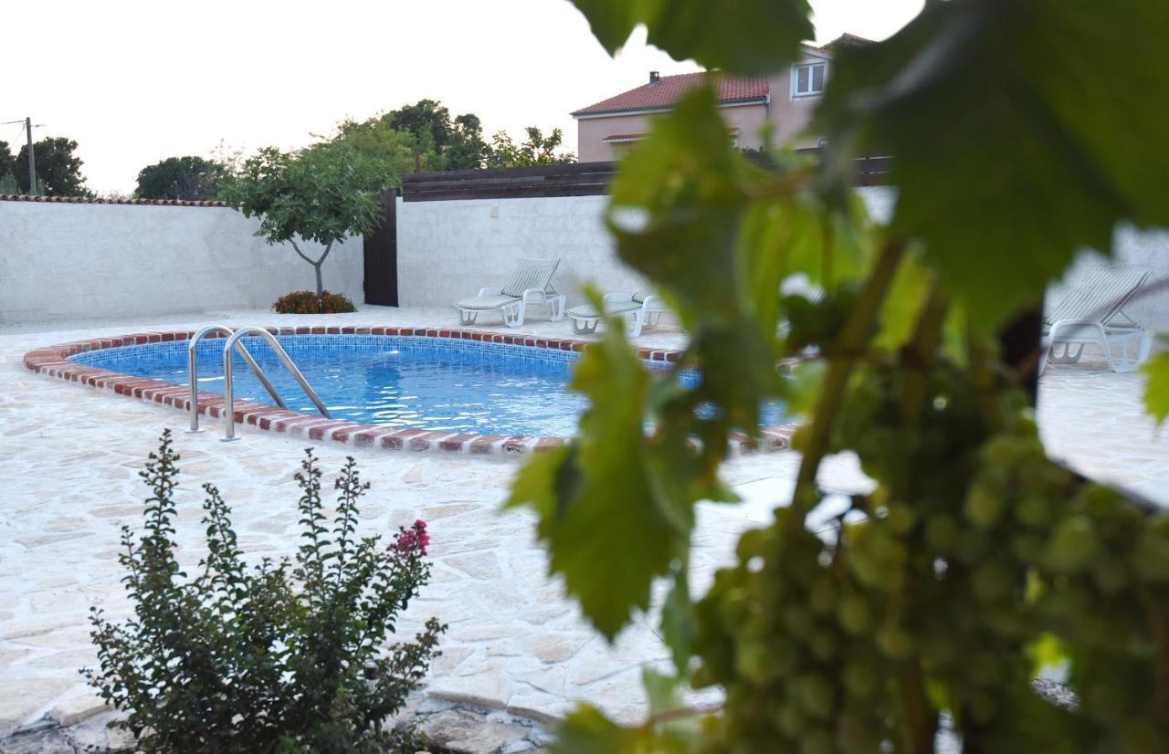 House & Apartment Palaca Donji Zemunik Exterior foto