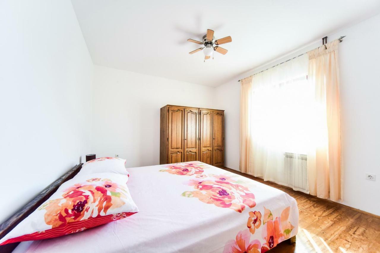 House & Apartment Palaca Donji Zemunik Exterior foto